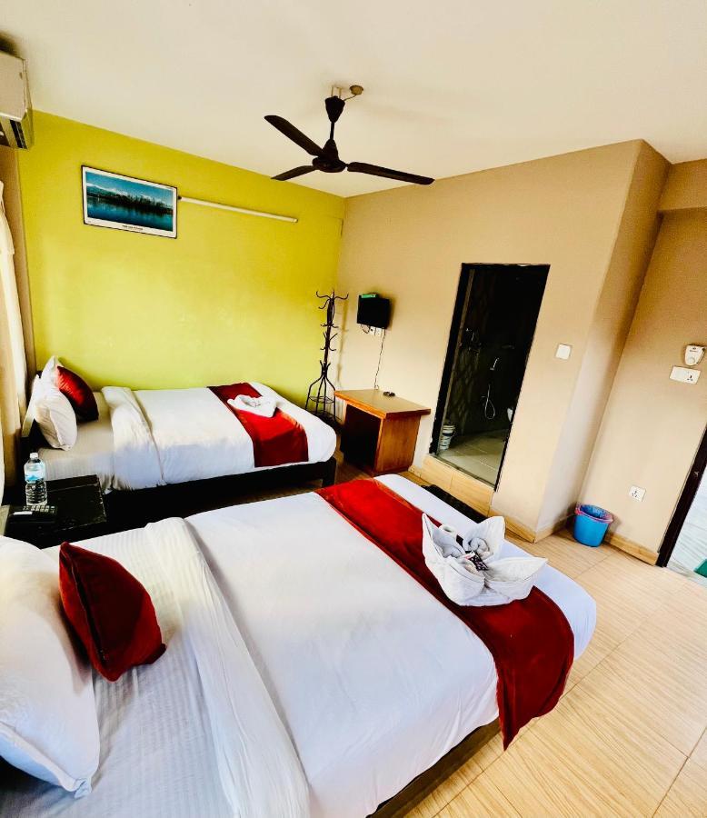 Hotel Donosti Pokhara Eksteriør billede