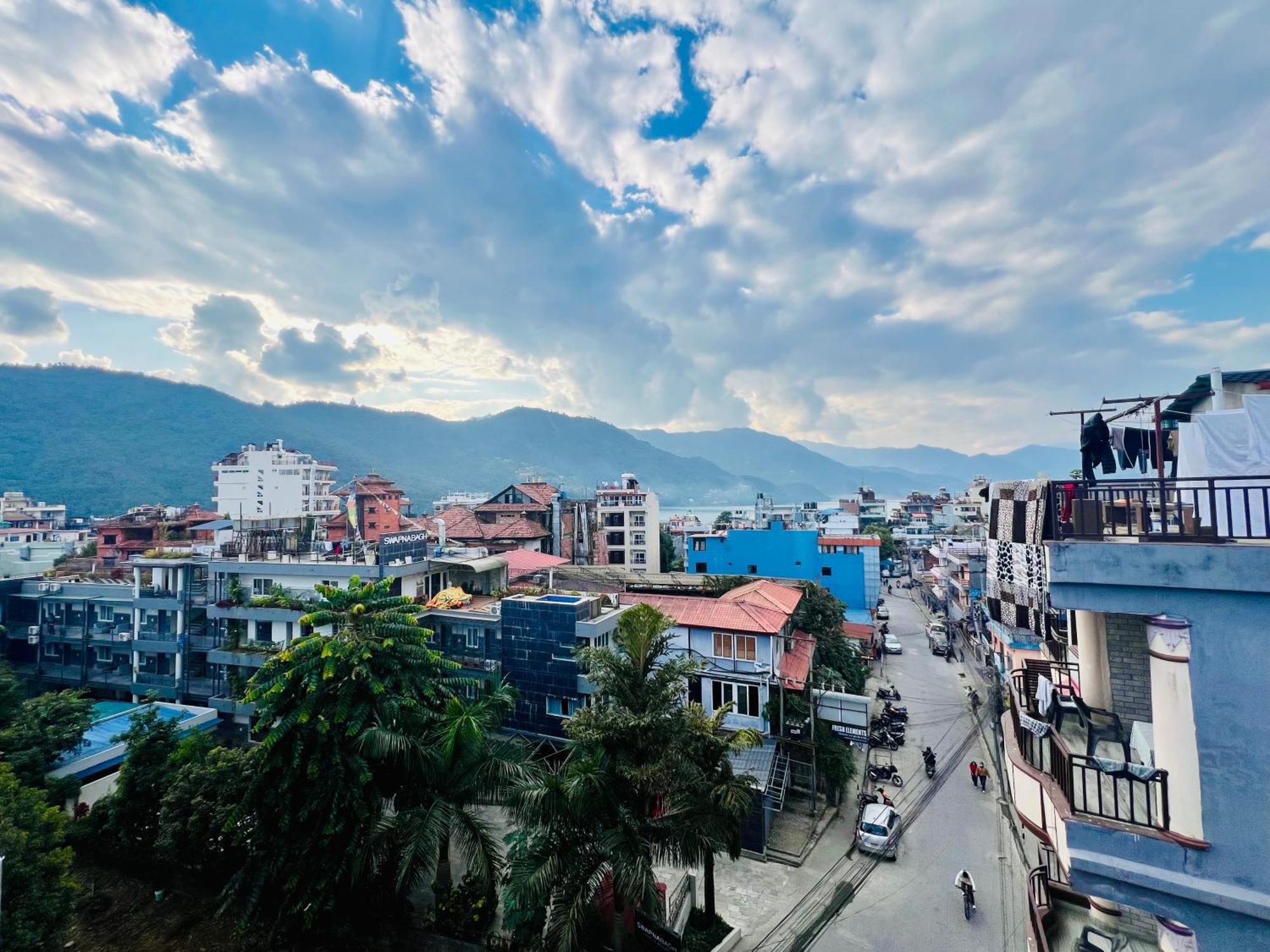 Hotel Donosti Pokhara Eksteriør billede